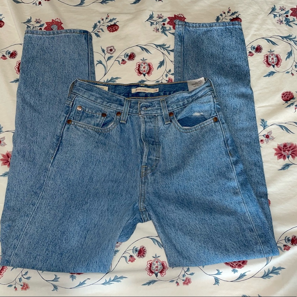 Levi’s wedgie straight jeans